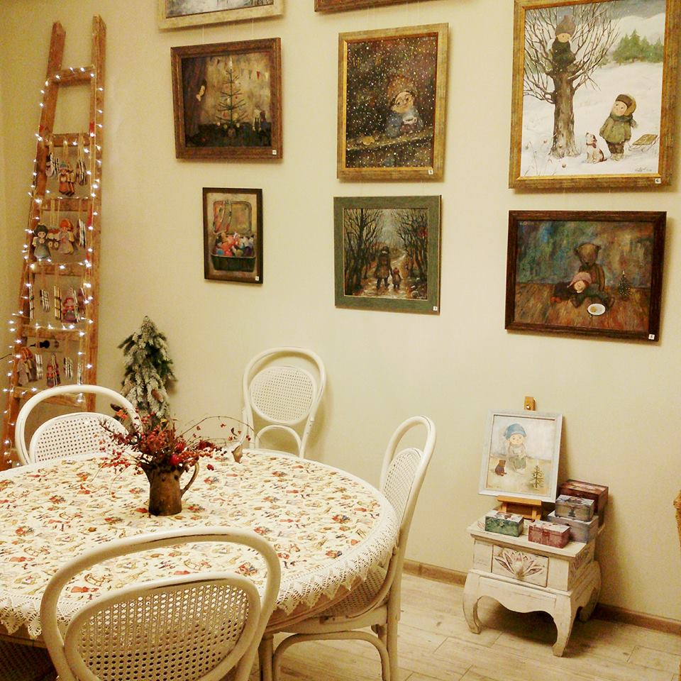 Christmas exhibition of the warmest artworks by Georgian artist Nino Chakvetadze geotv.ge